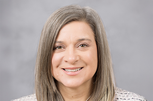 Susan Magasi headshot